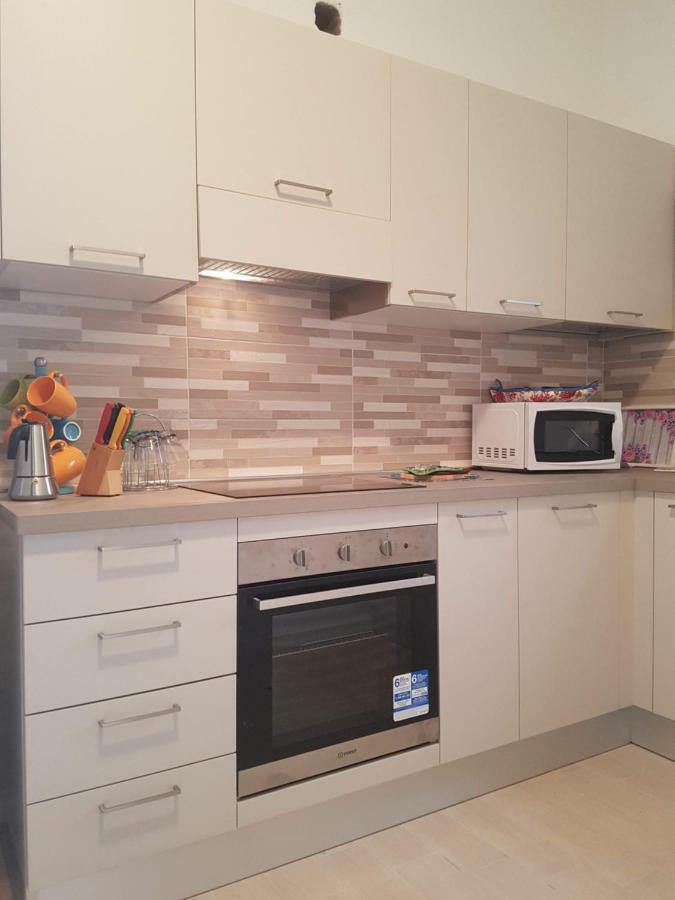 Olivia New Apt With - Ac Монтеросо ал Маре Екстериор снимка