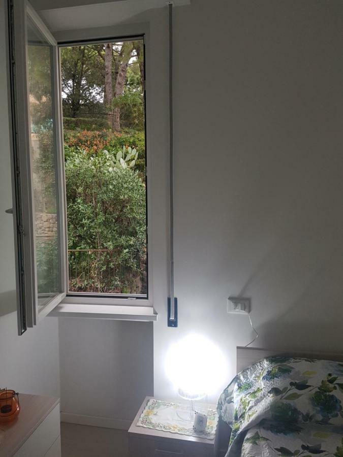 Olivia New Apt With - Ac Монтеросо ал Маре Екстериор снимка